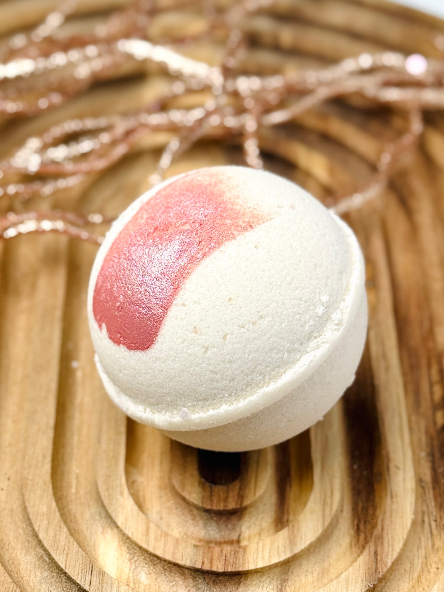 Lola 5oz Bath Bomb