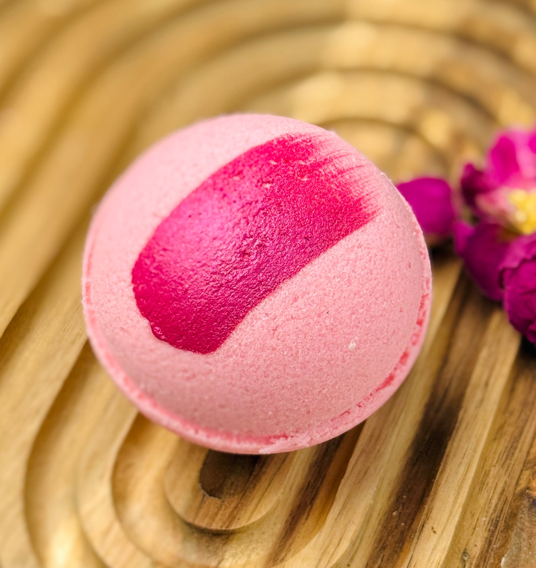 Blush 5oz Bath Bomb